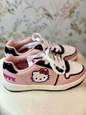 Women’s Hello Kitty Pink and Black Low-Top Sneakers